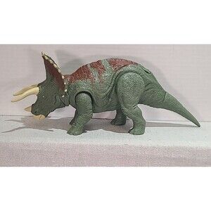 Mattel Jurassic World Dino Rivals Dual Attack Triceratops 12"